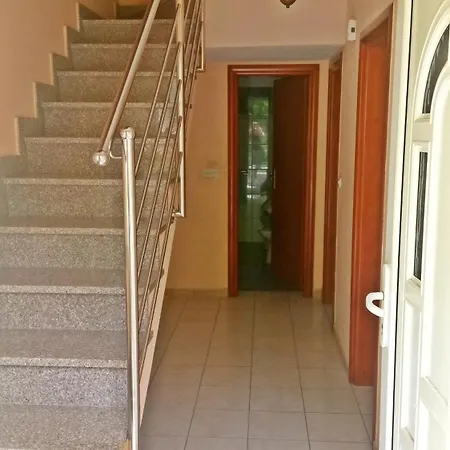 3 Bedroom House شقة سبليت