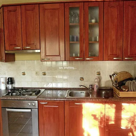 شقة 3 Bedroom House سبليت